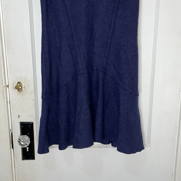 Ann Taylor Petite Navy Boiled Wool Sleeveless V neck Flounce Dress, Size 4P - Picture 9 of 14